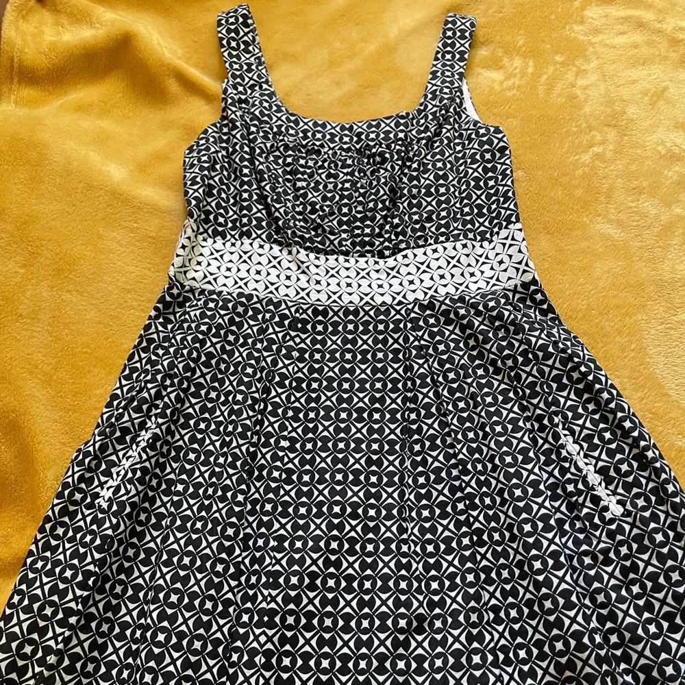 🖤🤍WHBM Cocktail Dress 👗